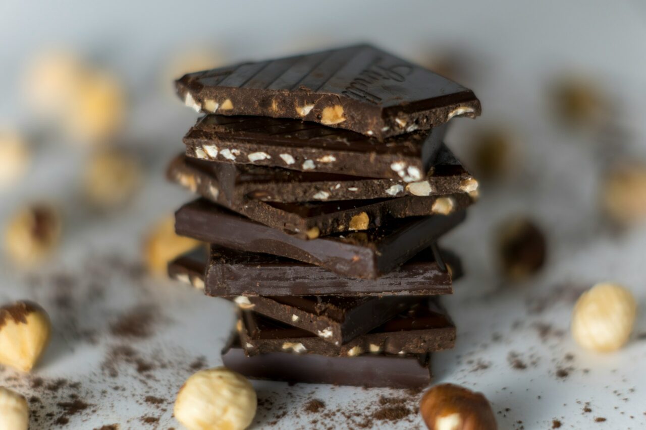 What Occurs When You Consume Chocolate Provided by Shrooms Delivery? This Father Found Amusement in Every Situation